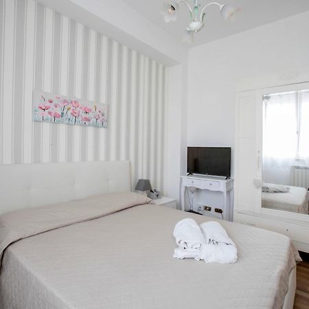 Maison Renee Viareggio Kültér fotó